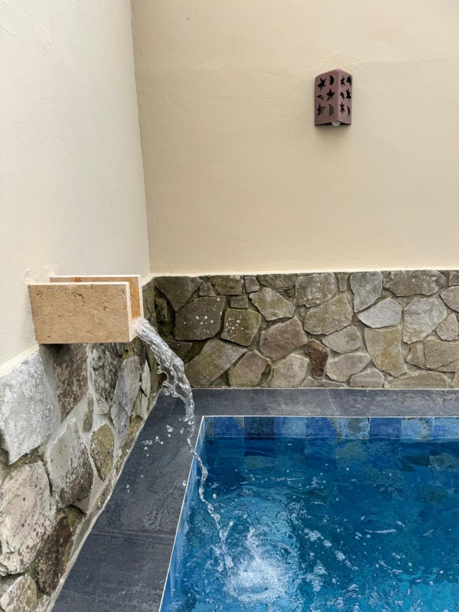Apartmán Son De Mar 2 Bolonia Exteriér fotografie